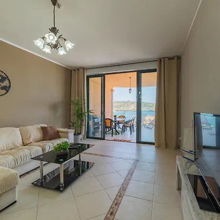 Seafront Panorama Penthouse 3 Bedr 4 Bathr *